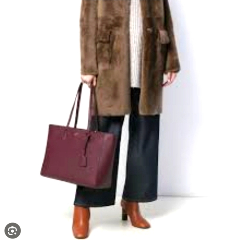 Tory Burch Robinson Tote Work/Laptop bag